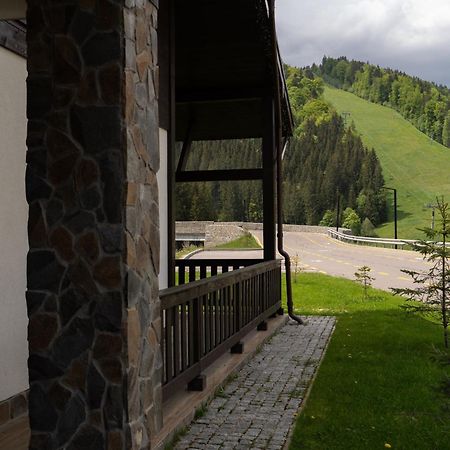 Mal'Ovanka Буковель Экстерьер фото